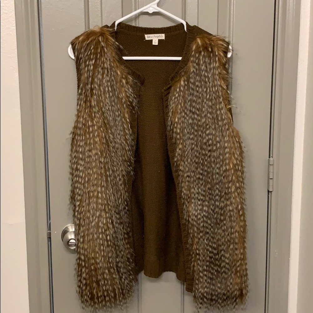LOVE ON A HANGER🆕
